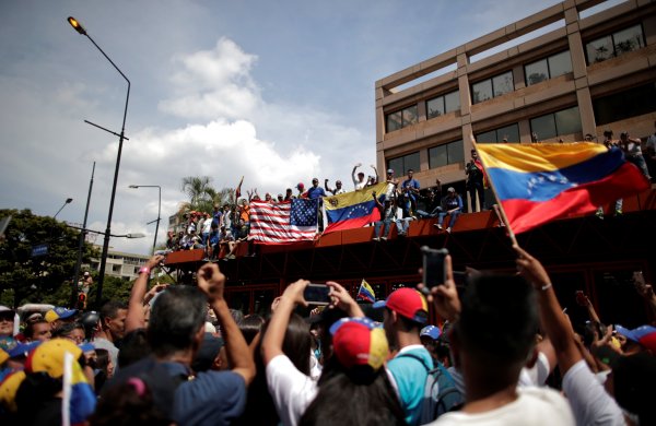 Venezuela'da görüşmeler yeniden çıkmazda