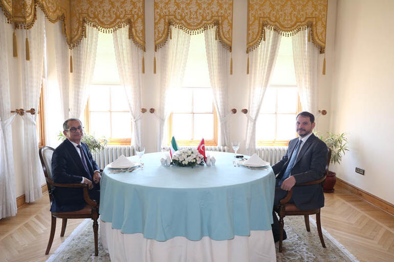 Bakan Albayrak, İtalya Ekonomi Bakanı Tria ile görüştü